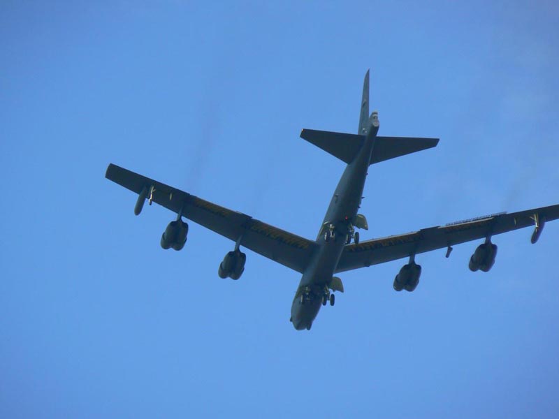 40.B-52_pred pristanim.jpg